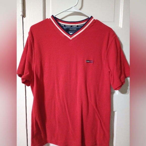 Tommy Hilfiger red men's shirt size medium - Picture 1 of 3